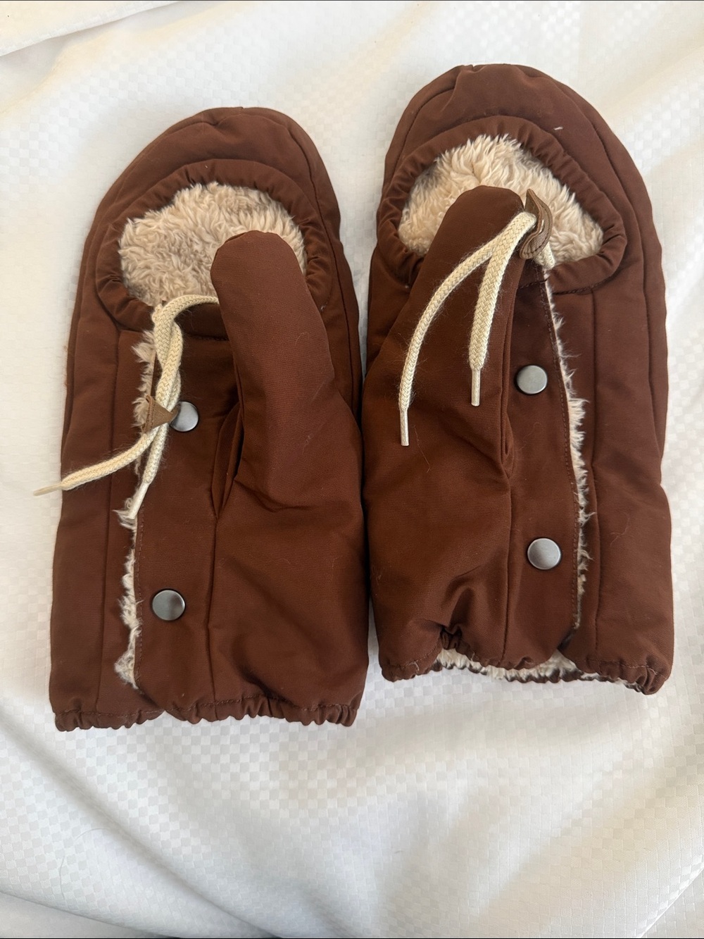 Elmer Brown Quilted Mittens - Picture 2 of 4